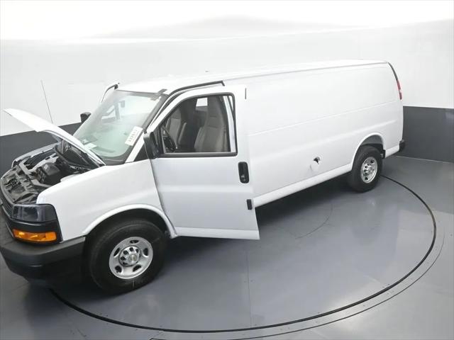 2026 Chevrolet Express Cargo Van 2500 Extended Wheelbase, WT, RWD