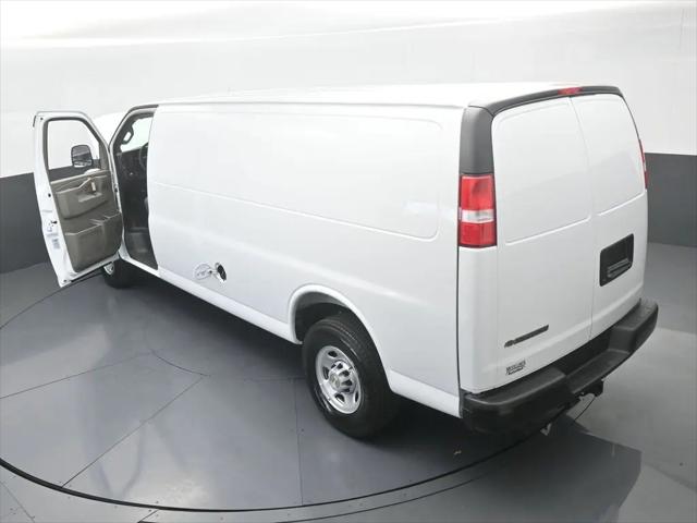 2026 Chevrolet Express Cargo Van 2500 Extended Wheelbase, WT, RWD