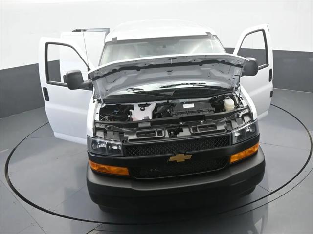 2026 Chevrolet Express Cargo Van 2500 Extended Wheelbase, WT, RWD