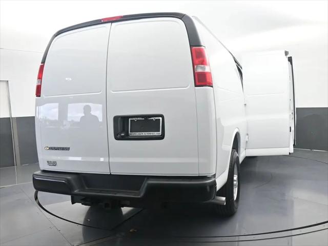 2026 Chevrolet Express Cargo Van 2500 Extended Wheelbase, WT, RWD