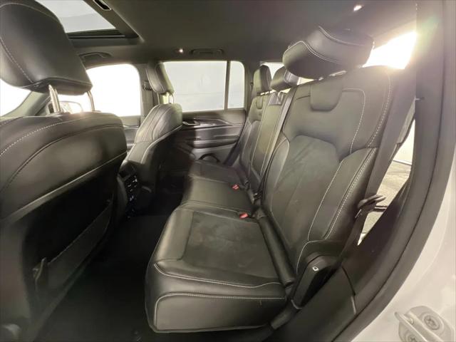 2023 Jeep Grand Cherokee Altitude 4x4