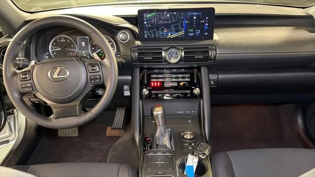 2024 Lexus IS 350 F SPORT Design