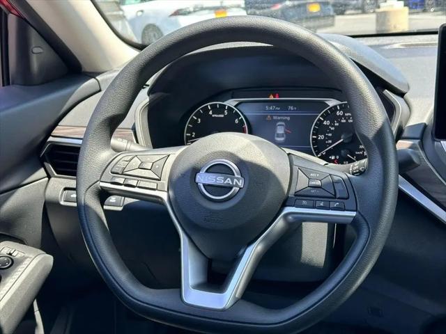 2026 Nissan Altima SV FWD