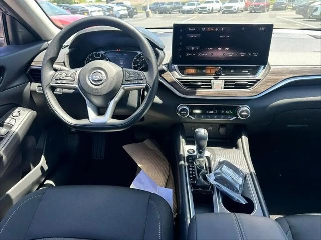 2026 Nissan Altima SV FWD