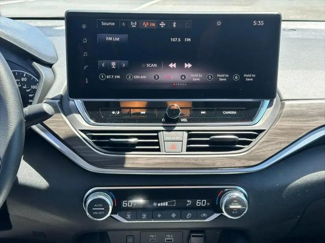 2026 Nissan Altima SV FWD