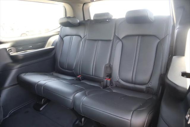 2026 Jeep Grand Wagoneer Upland 4x4