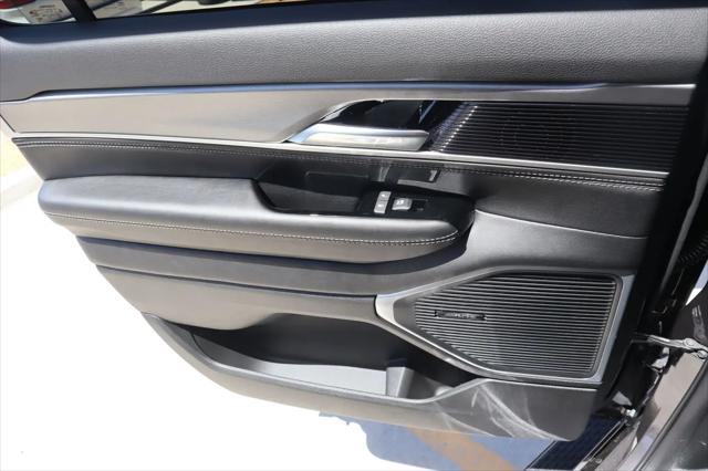 2026 Jeep Grand Wagoneer Upland 4x4