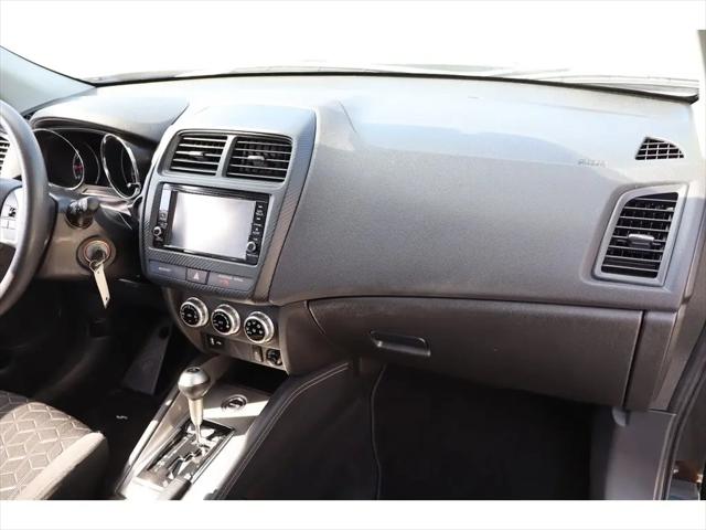 2024 Mitsubishi Outlander Sport S