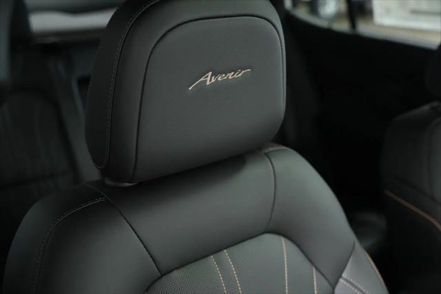 2026 Buick NV Avenir FWD