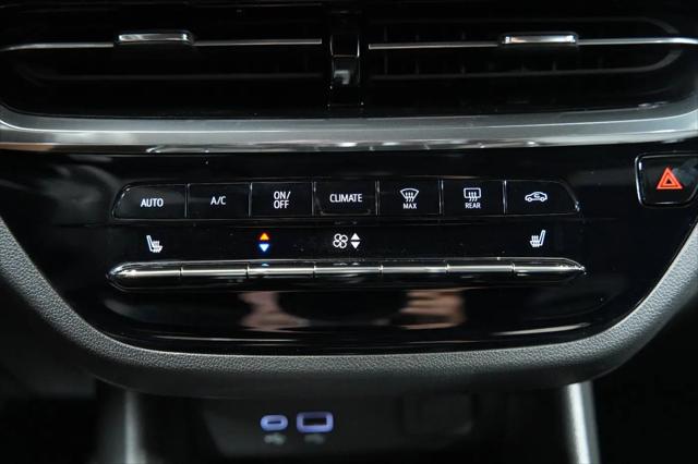 2026 Buick NV Avenir FWD
