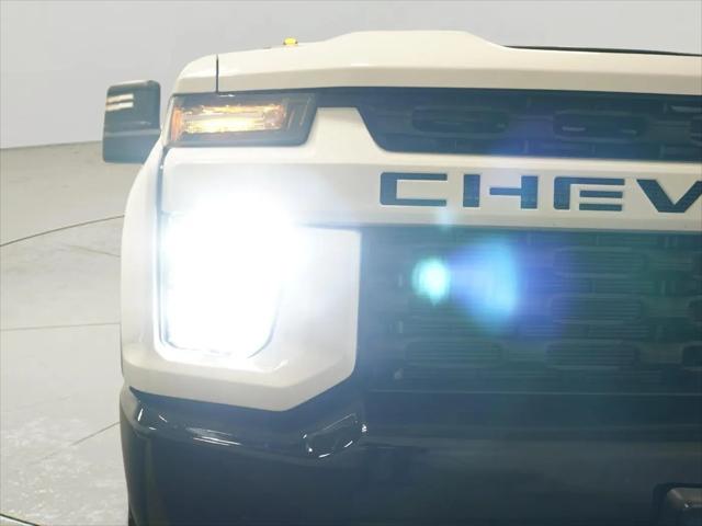 2023 Chevrolet Silverado 2500HD 4WD Crew Cab Standard Bed Custom