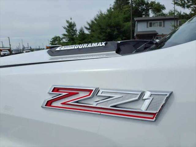 2024 Chevrolet Silverado 2500HD 4WD Crew Cab Standard Bed LT