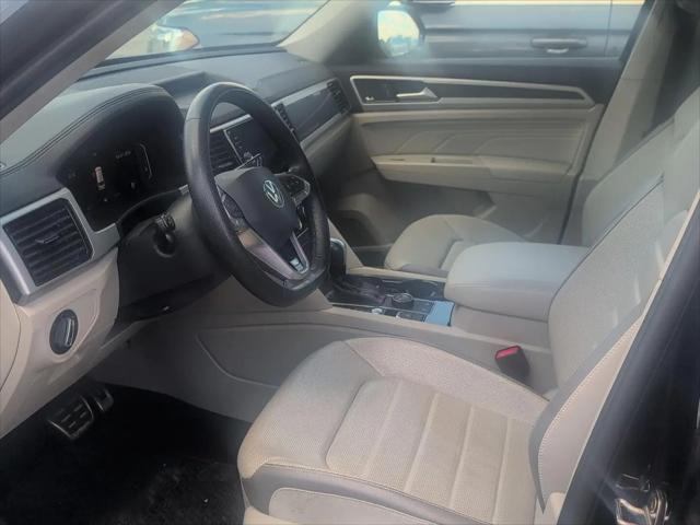 2022 Volkswagen Atlas 3.6L V6 SEL Premium R-Line