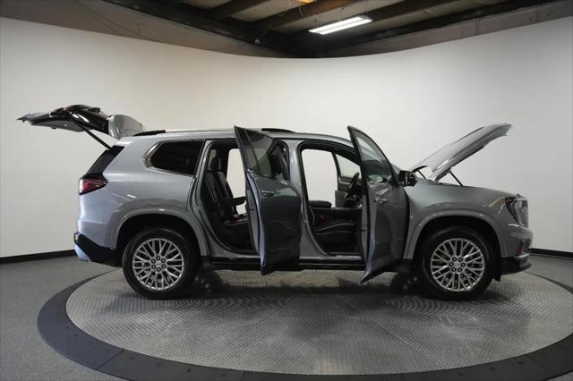 2025 GMC Acadia AWD Denali
