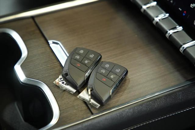 2025 GMC Acadia AWD Denali