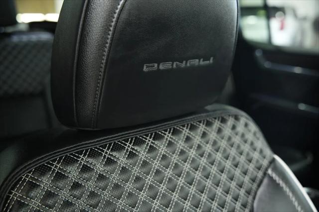 2025 GMC Acadia AWD Denali