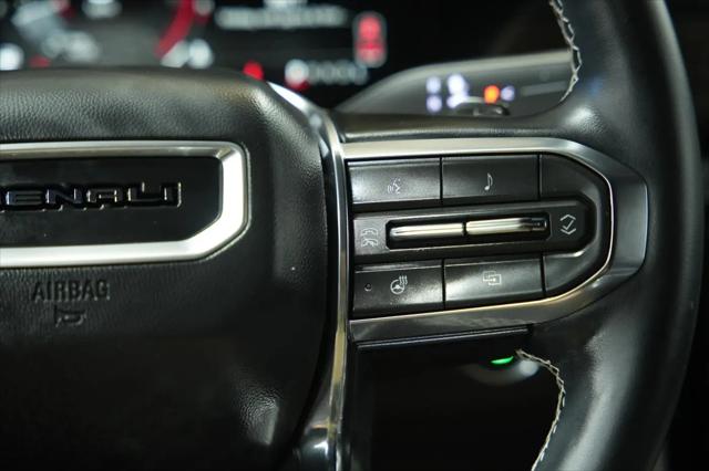 2025 GMC Acadia AWD Denali