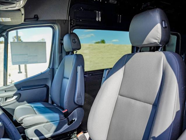 2026 Mercedes-Benz Sprinter 2500 Standard Roof 4-Cyl Diesel HO