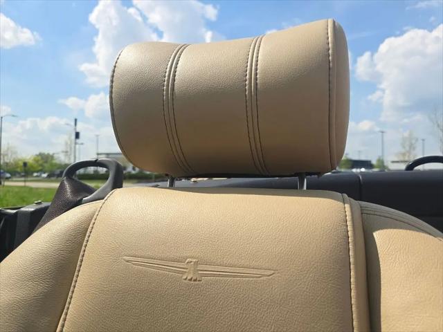 2005 Ford Thunderbird Premium