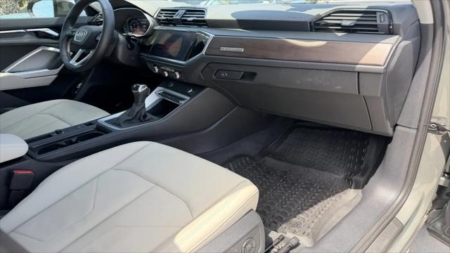 2022 Audi Q3 Premium 40 TFSI quattro Tiptronic