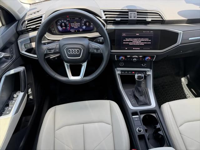 2022 Audi Q3 Premium 40 TFSI quattro Tiptronic
