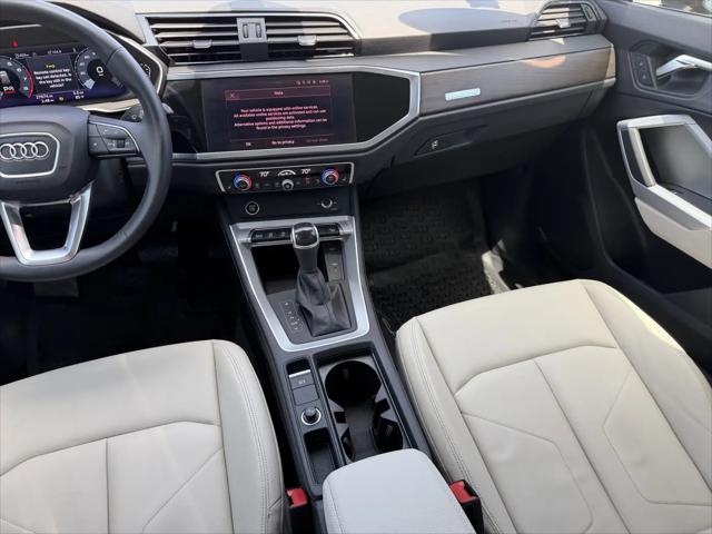 2022 Audi Q3 Premium 40 TFSI quattro Tiptronic