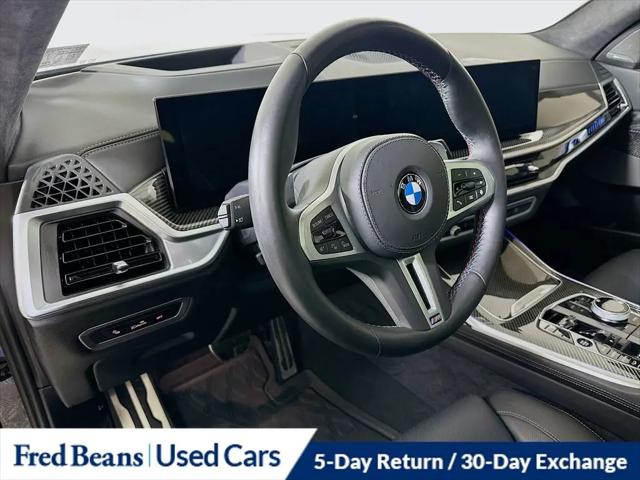 2025 BMW X7 M60i