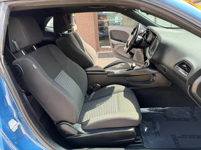 2021 Dodge Challenger SXT
