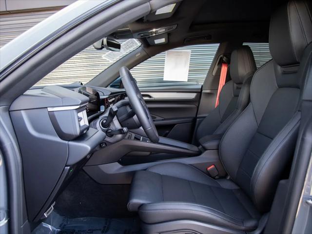 2025 Porsche Macan Electric 4S