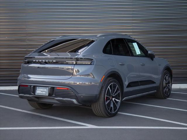 2025 Porsche Macan Electric 4S
