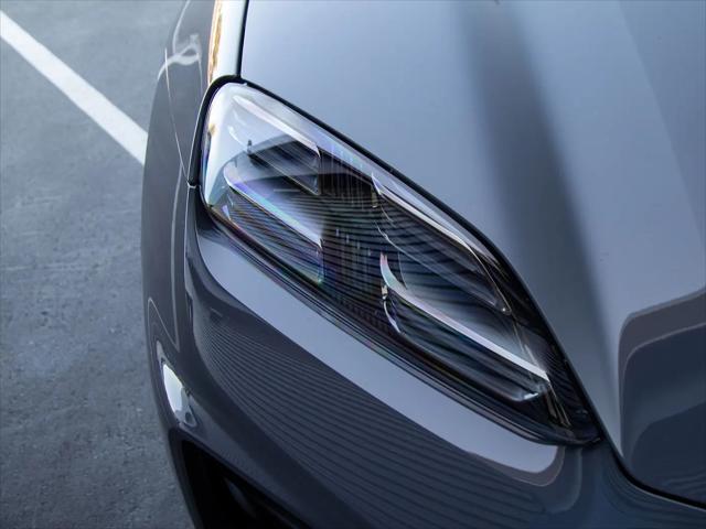 2025 Porsche Macan Electric 4S
