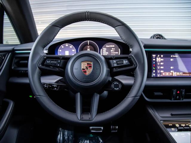 2025 Porsche Macan Electric 4S