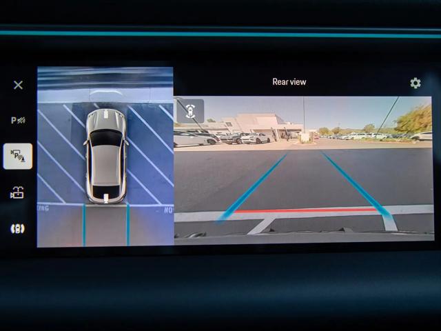 2025 Porsche Macan Electric 4S
