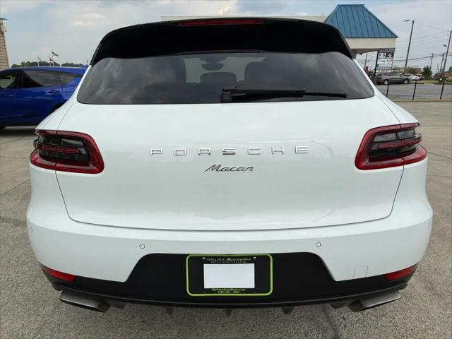 2017 Porsche Macan Macan