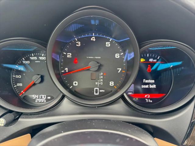 2017 Porsche Macan Macan