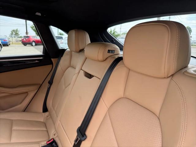 2017 Porsche Macan Macan