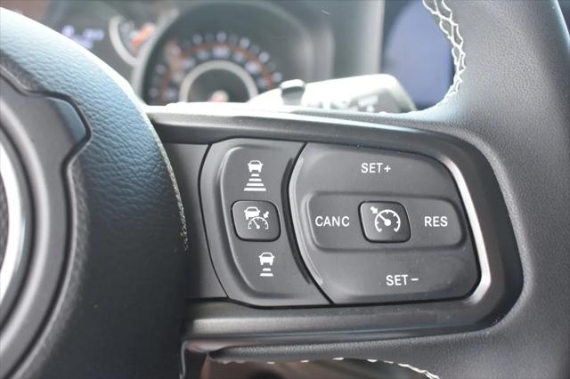 2025 Jeep Wrangler 4-Door Willys 4x4