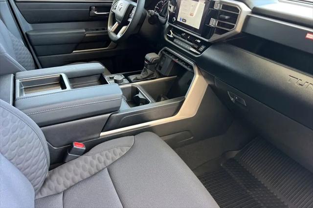 2026 Toyota Tundra SR5 CrewMax 5.5' Bed
