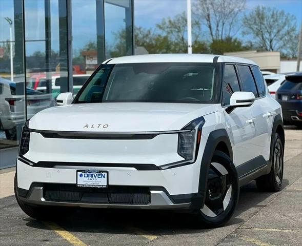 2024 Kia EV9 Light Long Range