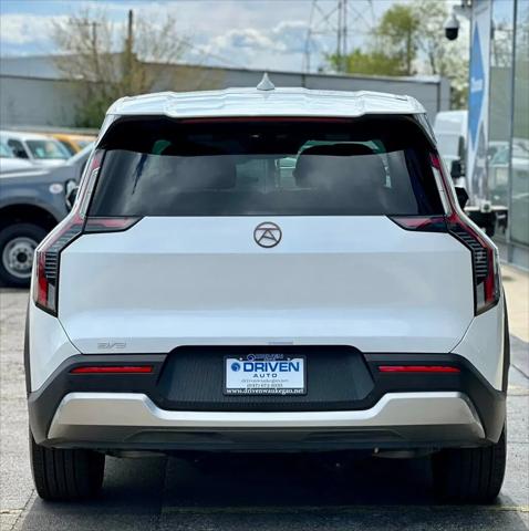 2024 Kia EV9 Light Long Range
