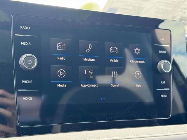 2026 Volkswagen Taos SE