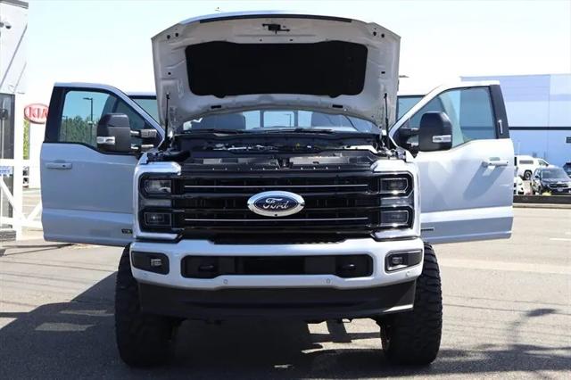 2026 Ford F-350 Platinum