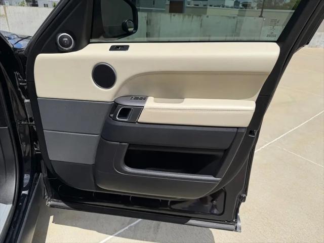 2017 Land Rover Range Rover Sport 3.0L V6 Supercharged HSE