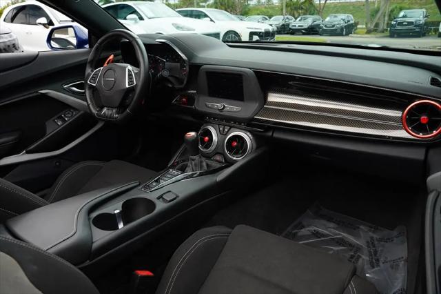 2024 Chevrolet Camaro RWD Convertible LT1