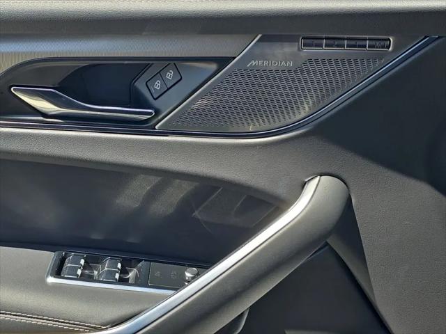 2025 Jaguar F-PACE R-Dynamic S P250 AWD Automatic