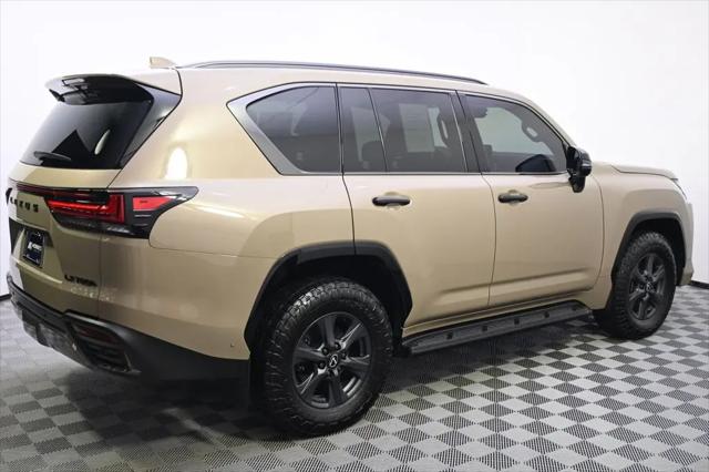 2025 Lexus LX Overtrail