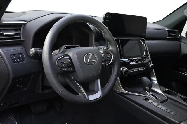 2025 Lexus LX Overtrail