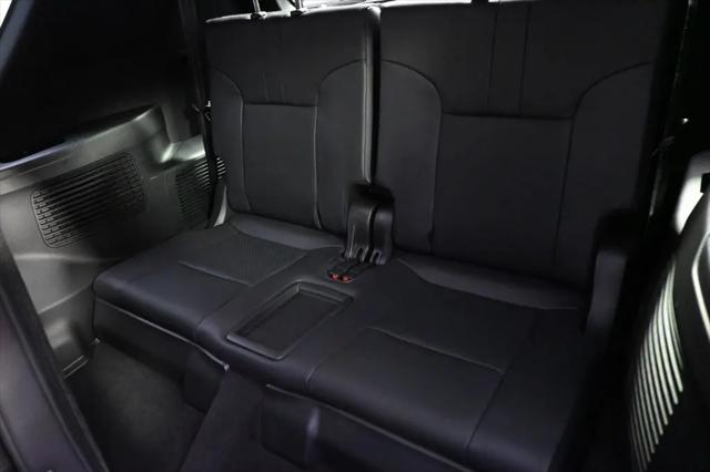 2025 Lexus LX Overtrail