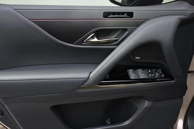 2025 Lexus LX Overtrail