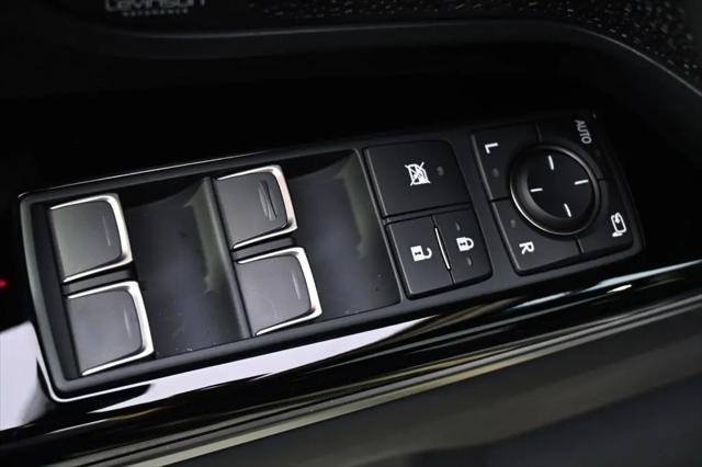 2025 Lexus LX Overtrail